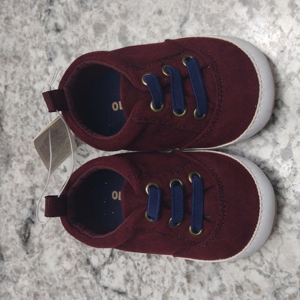 NWT Old Navy Baby Shoes Size 6-12 M